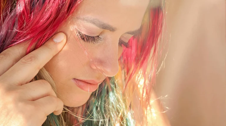 effet bétadine sur cheveux colorés